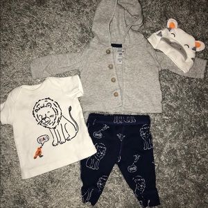 Newborn outfit